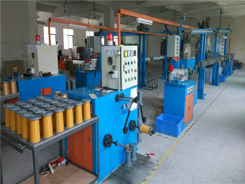 電纜擠塑機(jī)操作流程視頻，掌握核心步驟，提升生產(chǎn)效率
